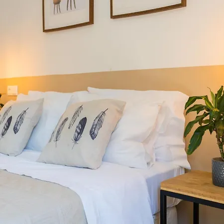 فندق مبيت وإفطار Nona Urban Lodging