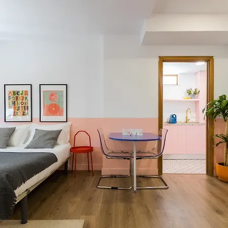 Nona Urban Lodging براغا