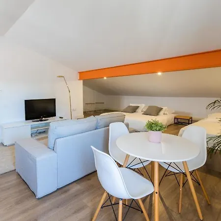 فندق مبيت وإفطار Nona Urban Lodging براغا